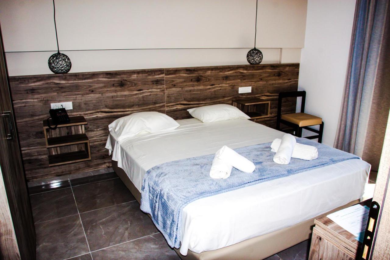 Sunshine Hotel Tigaki ภายนอก รูปภาพ